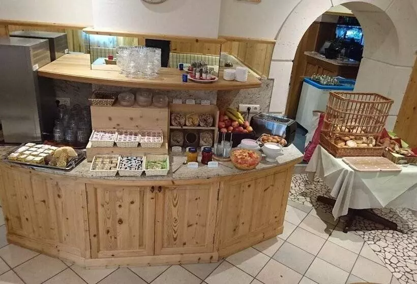 هتل Stamserhof