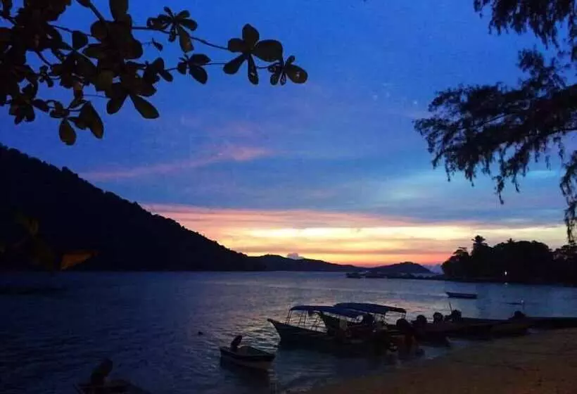 ホテル The Barat Perhentian Beach Resort