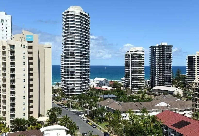 ホテル The Meriton Apartments On Main Beach