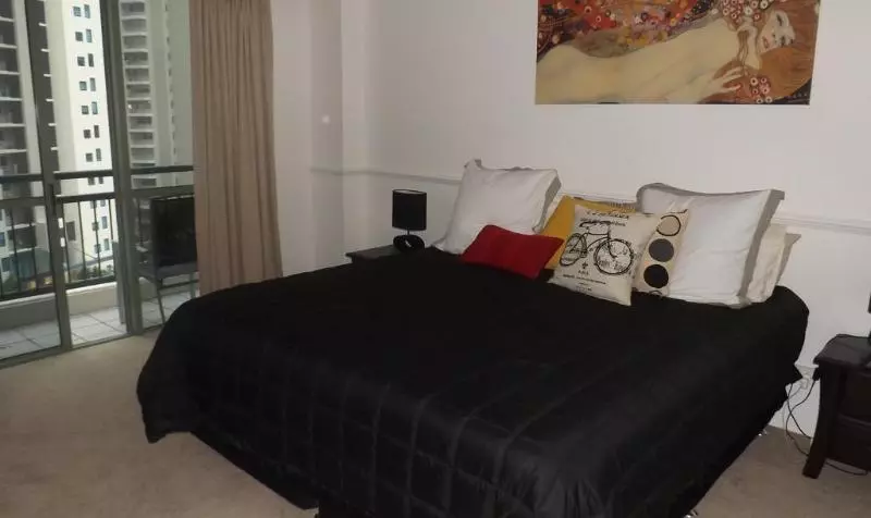 ホテル The Meriton Apartments On Main Beach