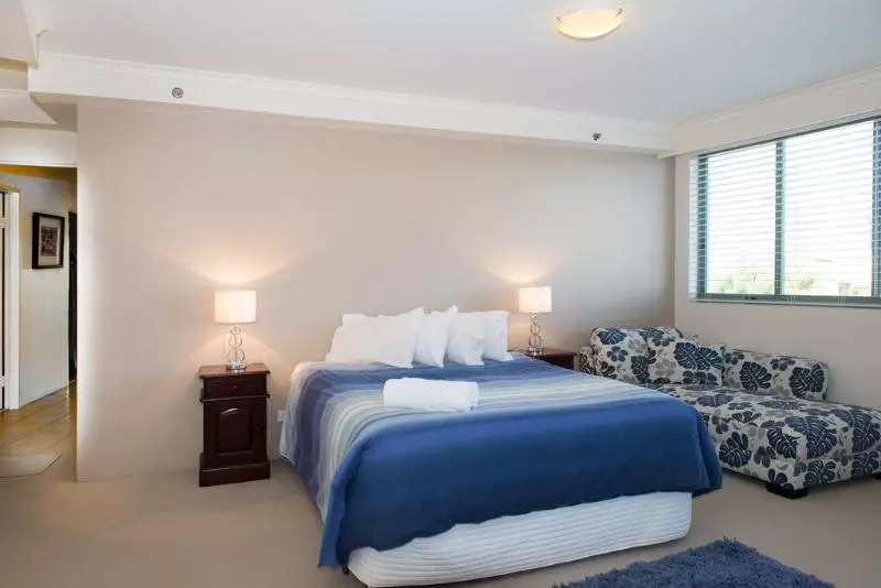 ホテル The Meriton Apartments On Main Beach