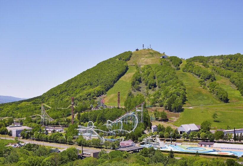 فندق The Westin Rusutsu Resort