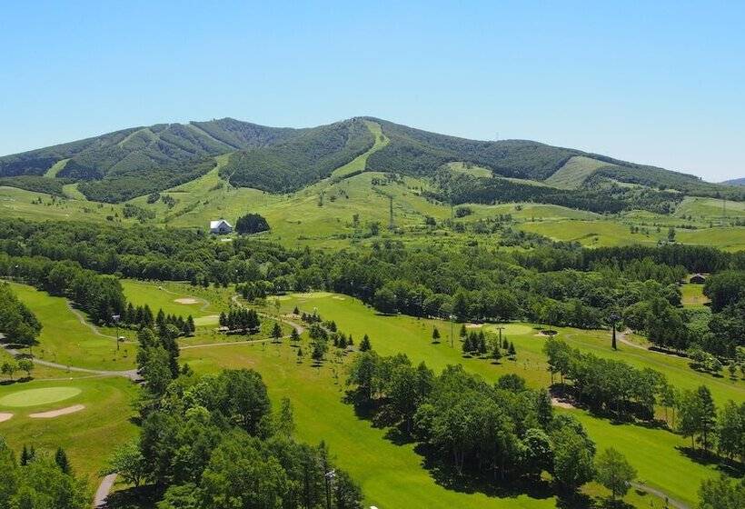 فندق The Westin Rusutsu Resort