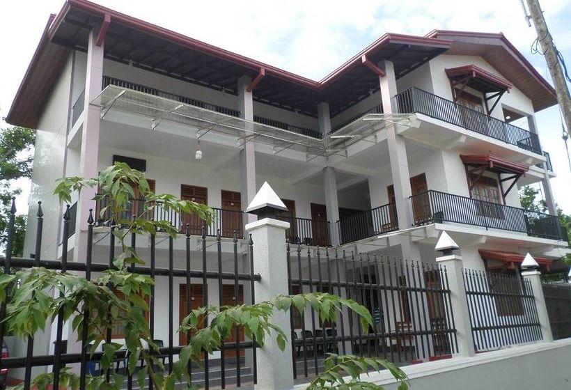 فندق Vista Rooms Dammarakkitha Road