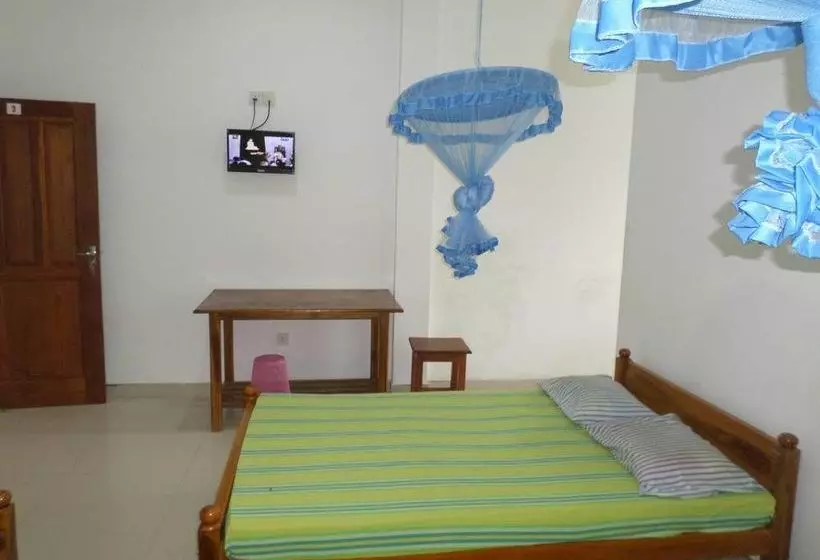 ホテル Vista Rooms Dammarakkitha Road