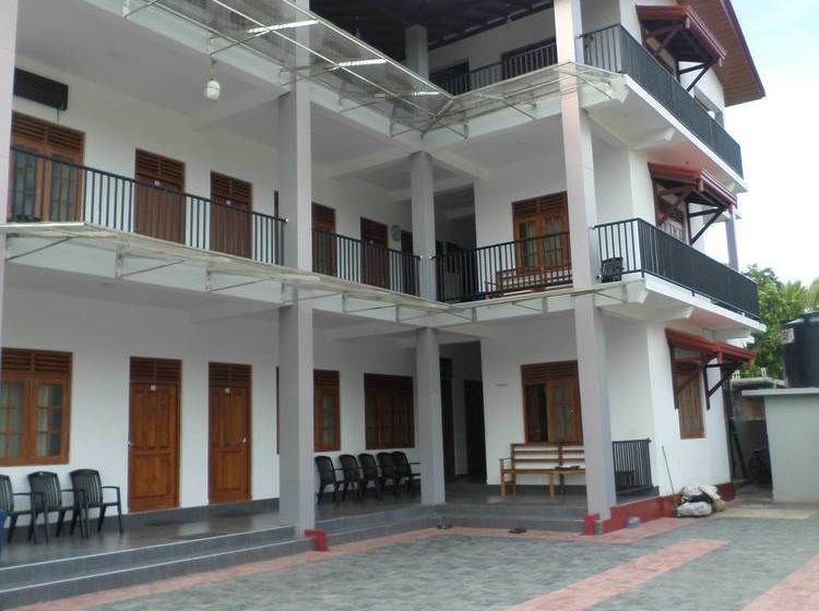 فندق Vista Rooms Dammarakkitha Road