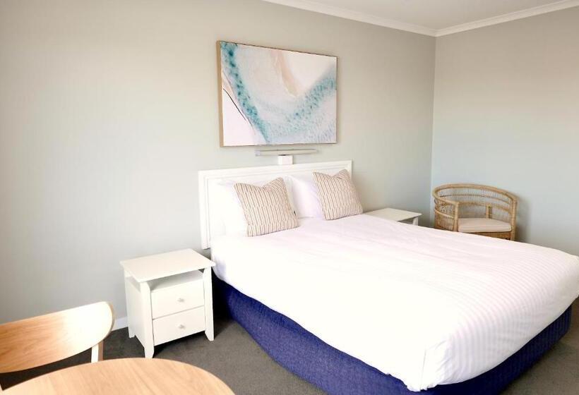 モーテル Pelican Motor Inn