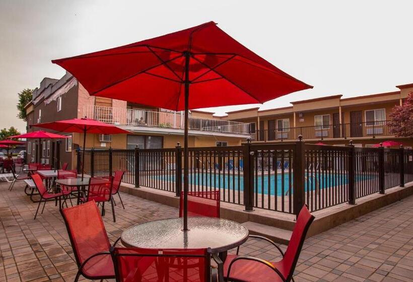 Motel Sahara Courtyard Inn Penticton