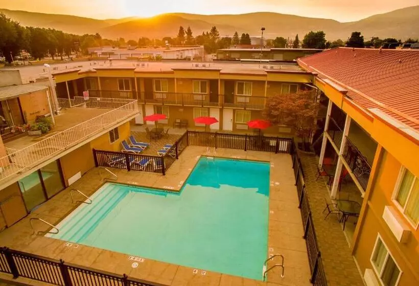モーテル Sahara Courtyard Inn Penticton