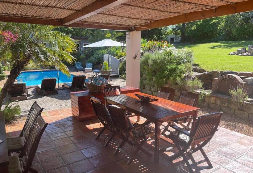 بنسيون Marula Lodge