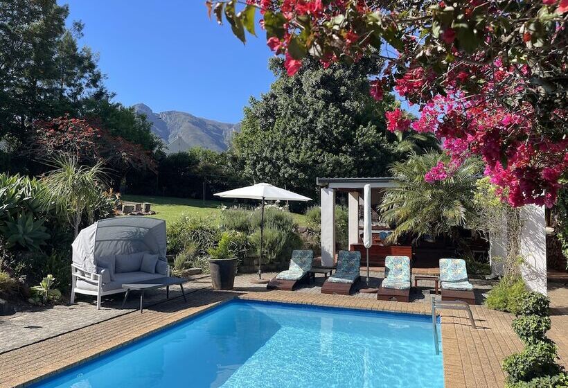 بنسيون Marula Lodge