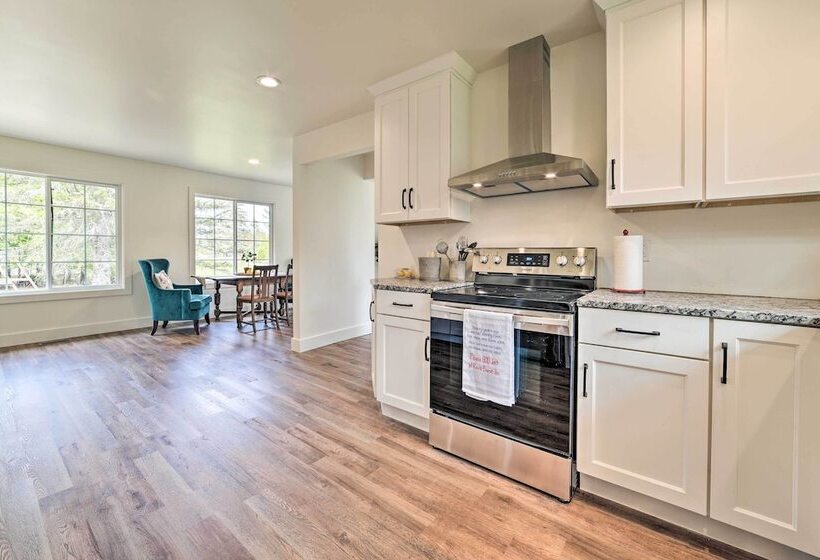 Cabin On Inland Waterway River W/ Boat Dock!