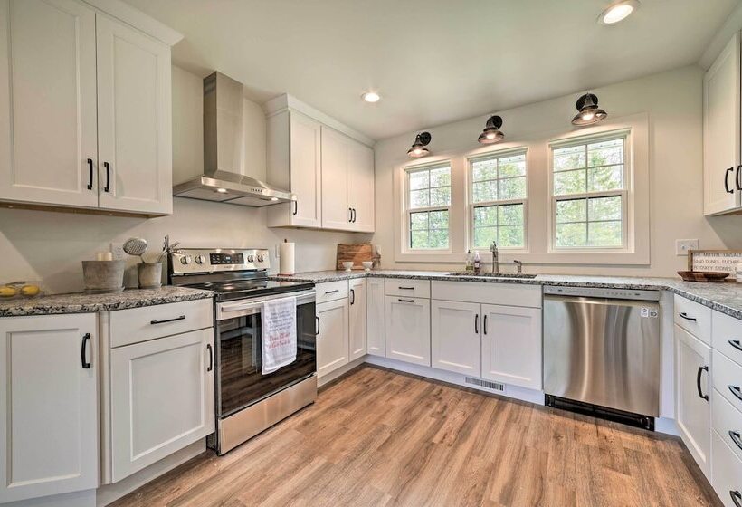 Cabin On Inland Waterway River W/ Boat Dock!