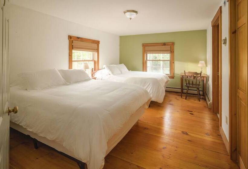 Private Patio: Colonial Home On Kingdom Trails!