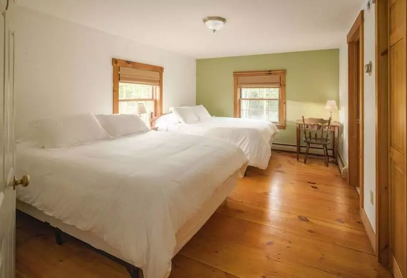 Private Patio: Colonial Home On Kingdom Trails!