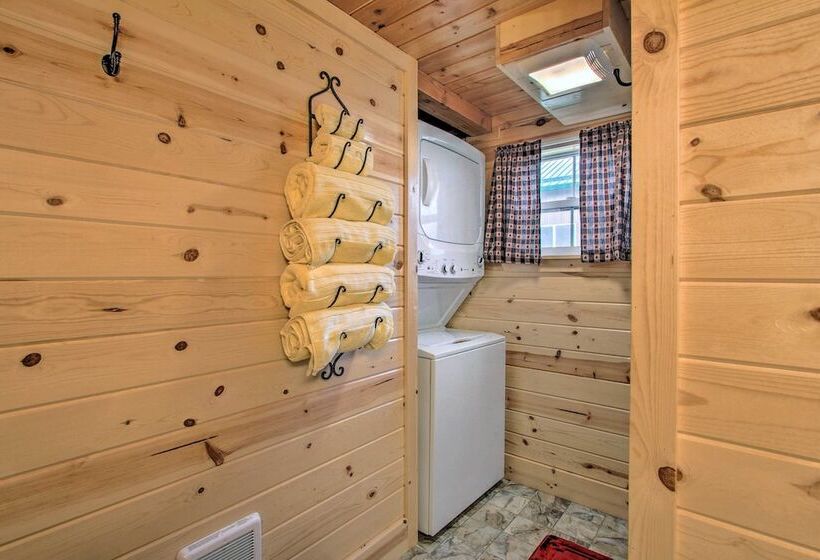 Cozy Augusta Cabin W/ Grill   Walk To Main St