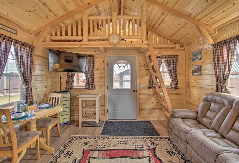 Cozy Augusta Cabin W/ Grill   Walk To Main St