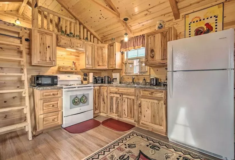 Cozy Augusta Cabin W/ Grill   Walk To Main St