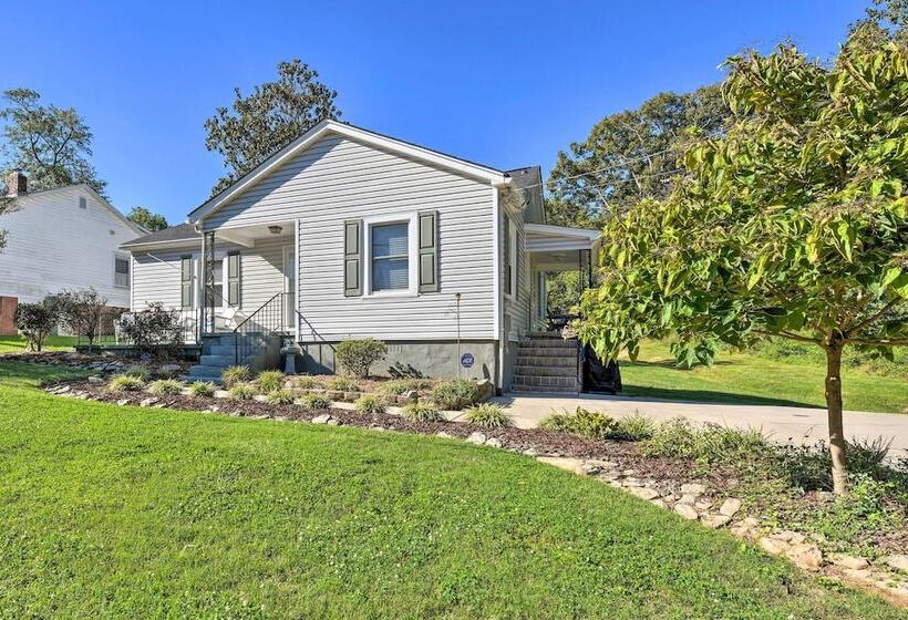 Belmont Retreat ~ 14 Mi To Dtwn Charlotte!