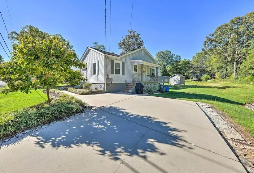 Belmont Retreat ~ 14 Mi To Dtwn Charlotte!