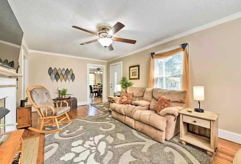 Belmont Retreat ~ 14 Mi To Dtwn Charlotte!