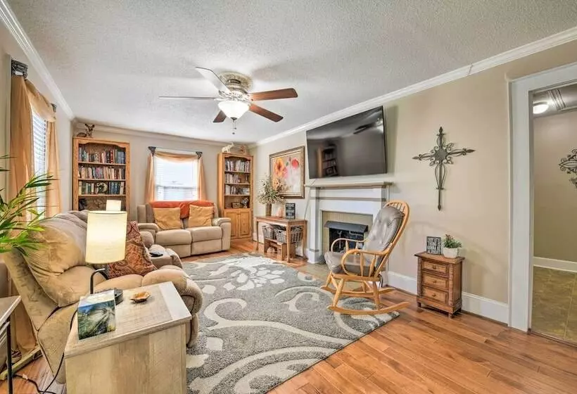 Belmont Retreat ~ 14 Mi To Dtwn Charlotte!