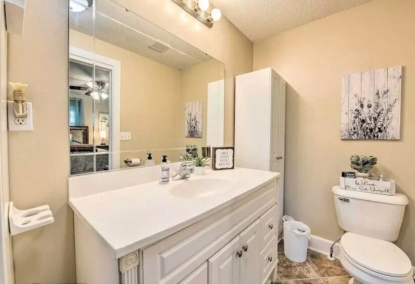 Belmont Retreat ~ 14 Mi To Dtwn Charlotte!