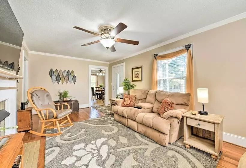 Belmont Retreat ~ 14 Mi To Dtwn Charlotte!