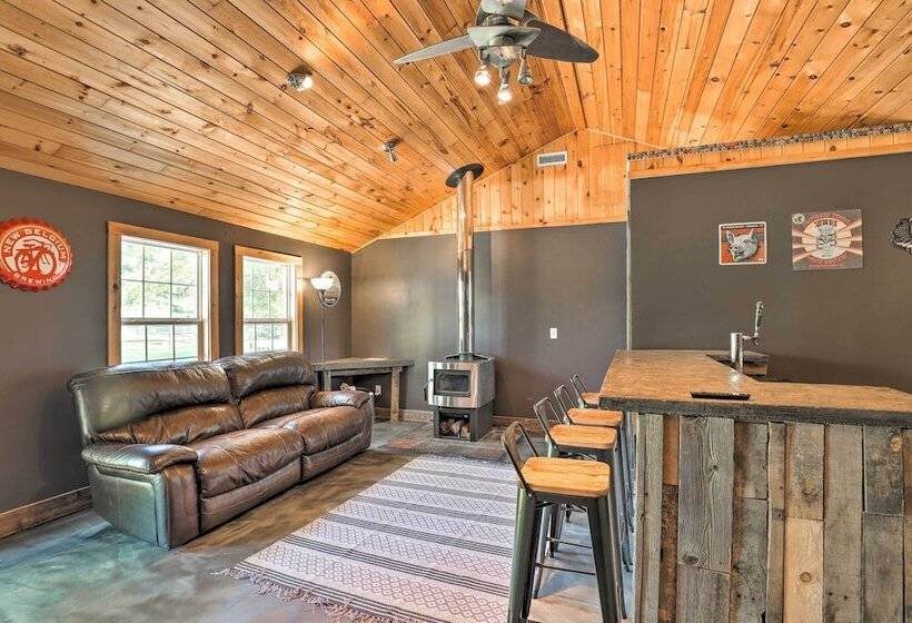 Cozy Cottage W/ Hot Tub < 4 Mi To Black Mountain!