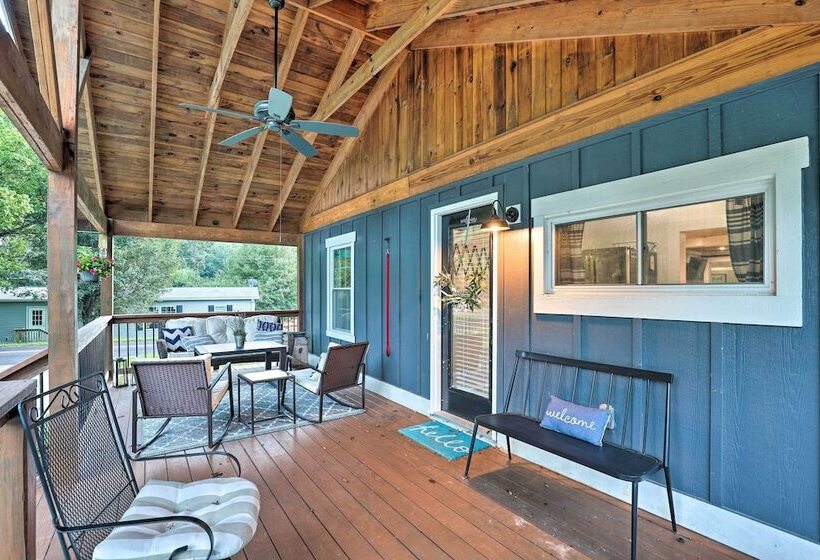 Cozy Cottage W/ Hot Tub < 4 Mi To Black Mountain!