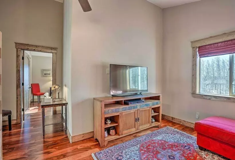 Cripple Creek Retreat W/ Incredible Mtn Views!