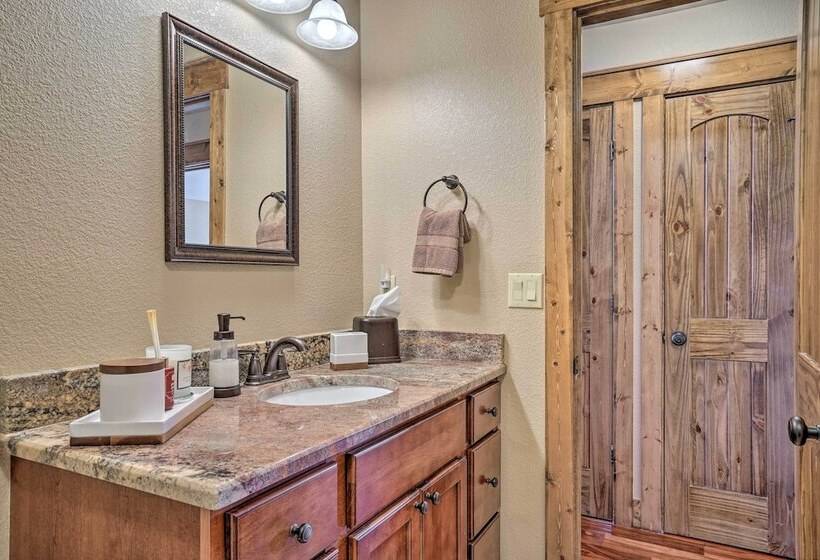 Cripple Creek Retreat W/ Incredible Mtn Views!