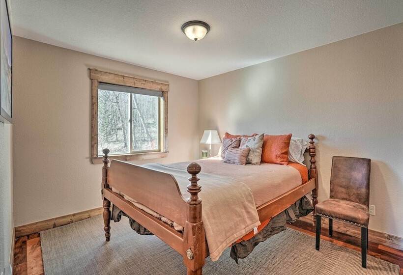 Cripple Creek Retreat W/ Incredible Mtn Views!