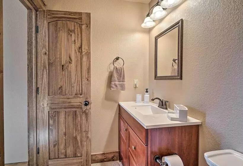 Cripple Creek Retreat W/ Incredible Mtn Views!