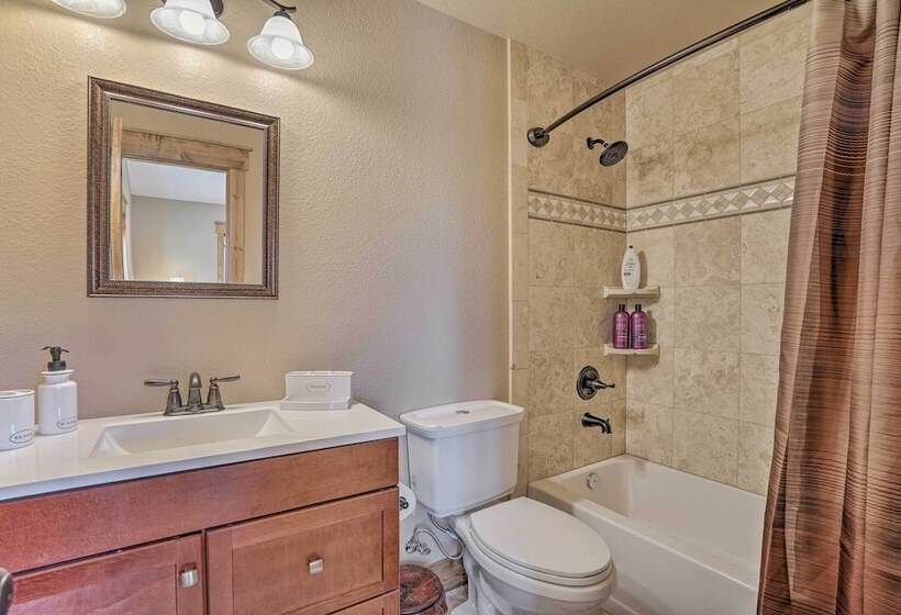 Cripple Creek Retreat W/ Incredible Mtn Views!