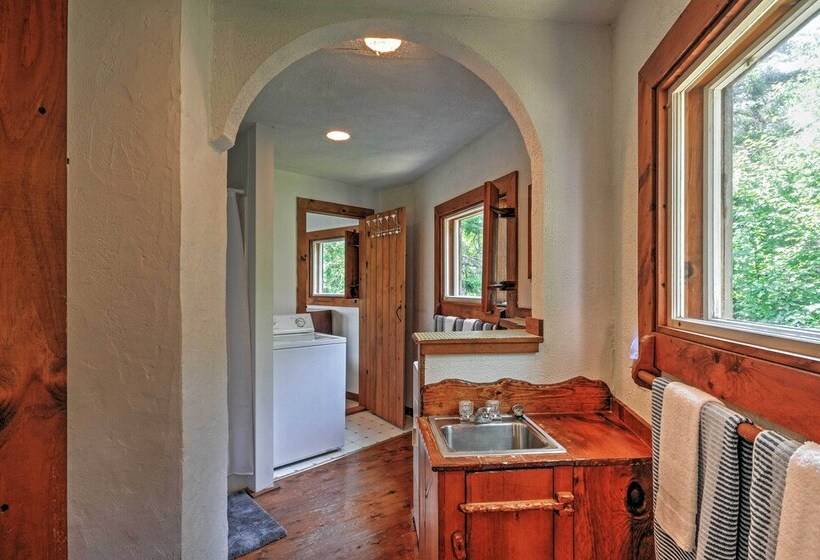 Dragonwood Castle  On Waterfront W/ Stunning View