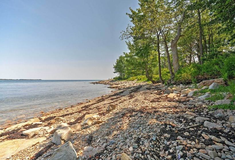 Dragonwood Castle  On Waterfront W/ Stunning View