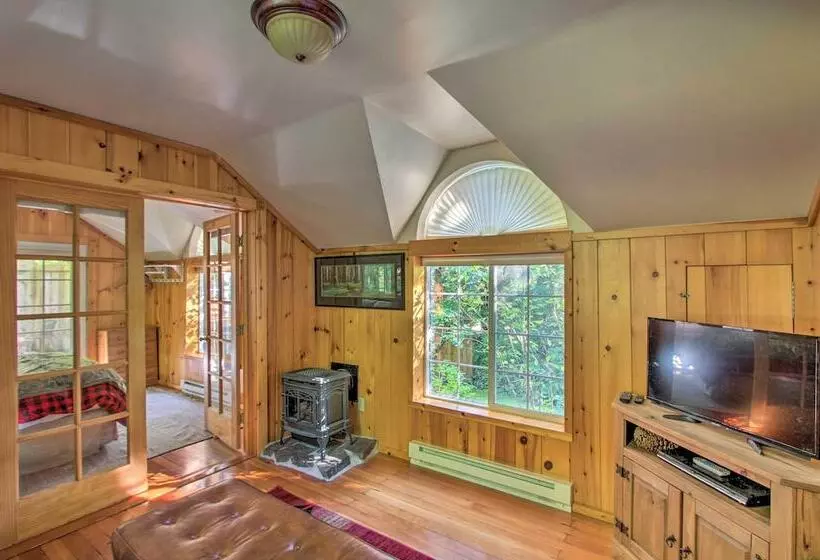 Elk Hideaway:  Ashford Cottage W/ Hot Tub!