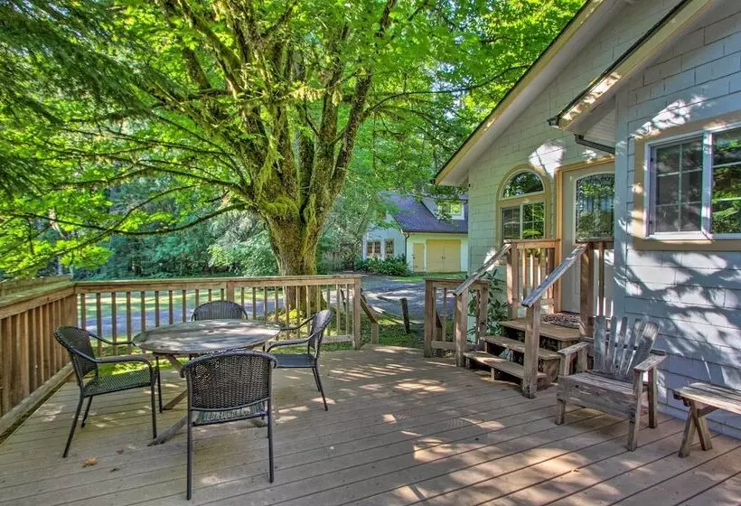 Elk Hideaway:  Ashford Cottage W/ Hot Tub!