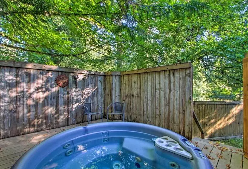 Elk Hideaway:  Ashford Cottage W/ Hot Tub!