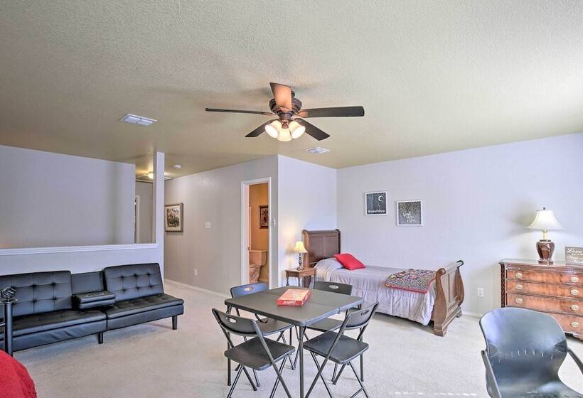 Hill Country Hideaway W/ Game Room & Patio!