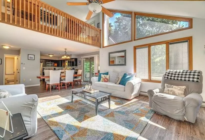 Lake Harmony Home Near Big Boulder!