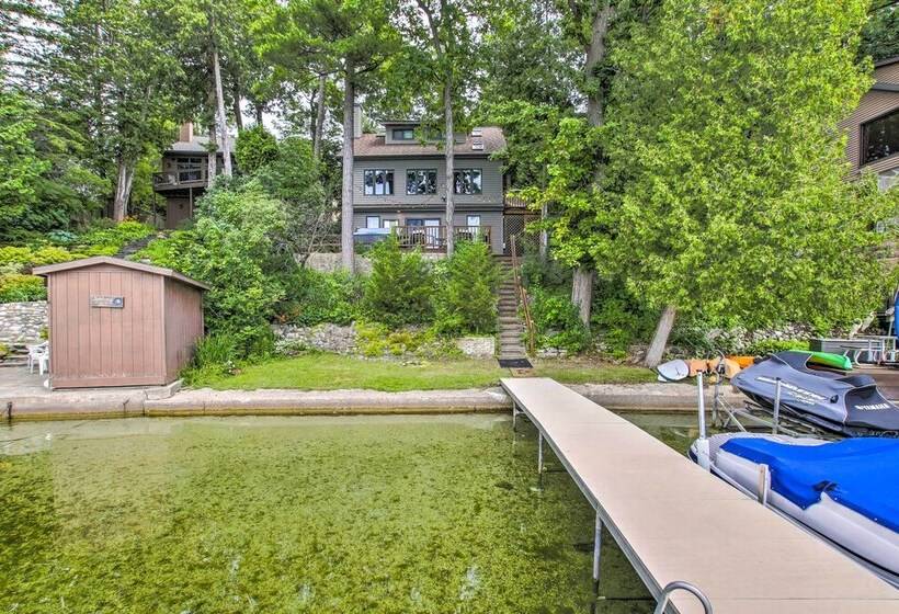 Lakefront Plymouth Cottage W/ Private Hot Tub