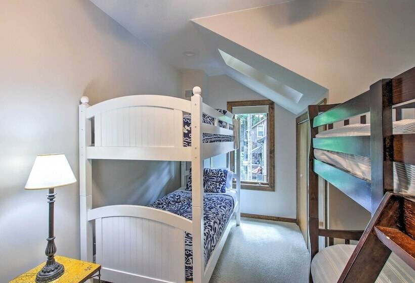 Lakefront Plymouth Cottage W/ Private Hot Tub