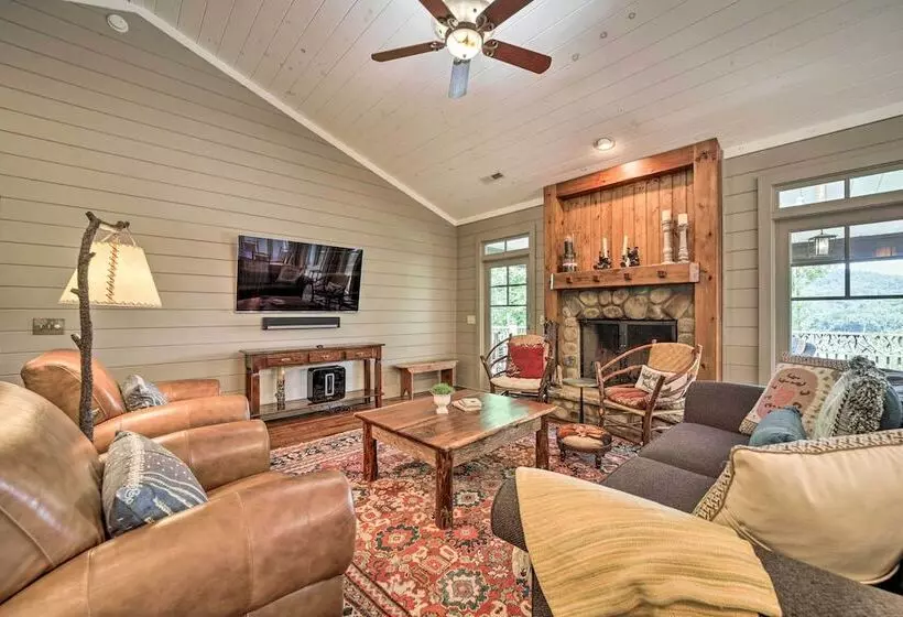 Cashiers Home W/ Outdoor Fireplace & Fire Pit!