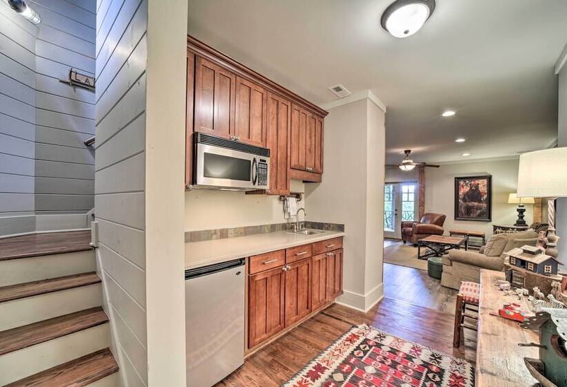 Cashiers Home W/ Outdoor Fireplace & Fire Pit!