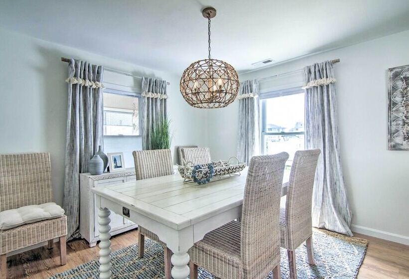 Lovely Fenwick Island Home W/ Fire Pit + Bay Views