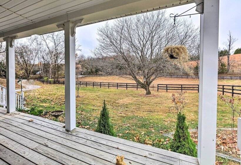 Lovely Sadieville Retreat W/ Deck & Grill!