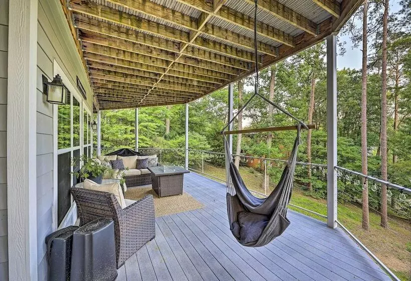 Luxurious Waterfront Home On Pickwick Lake!