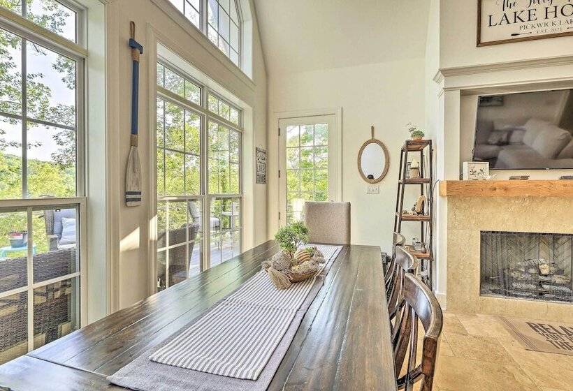 Luxurious Waterfront Home On Pickwick Lake!